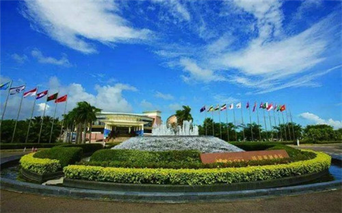 吉诺车屋汽车美容